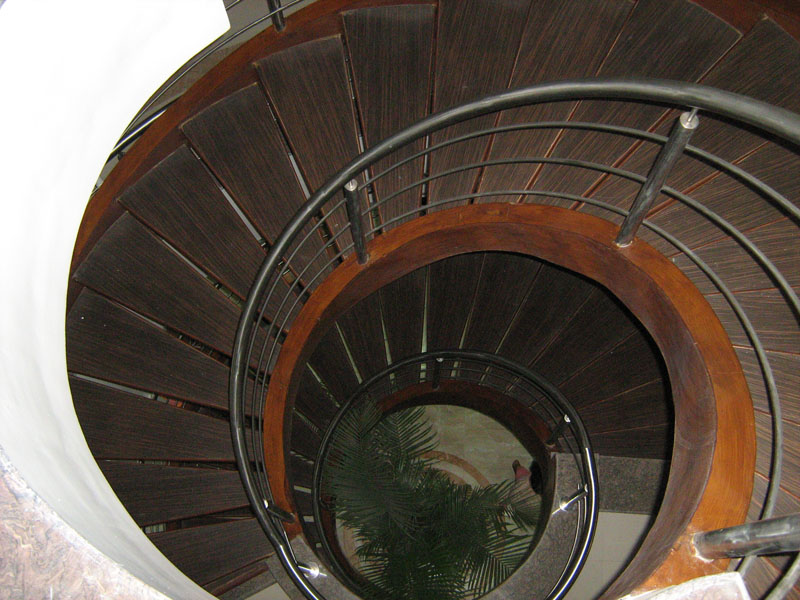 Cantilever Staircase 5