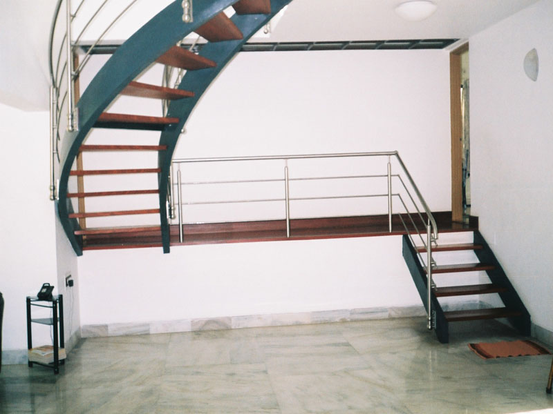 Cantilever Staircase 8